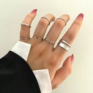 Silver Midi Rings Set